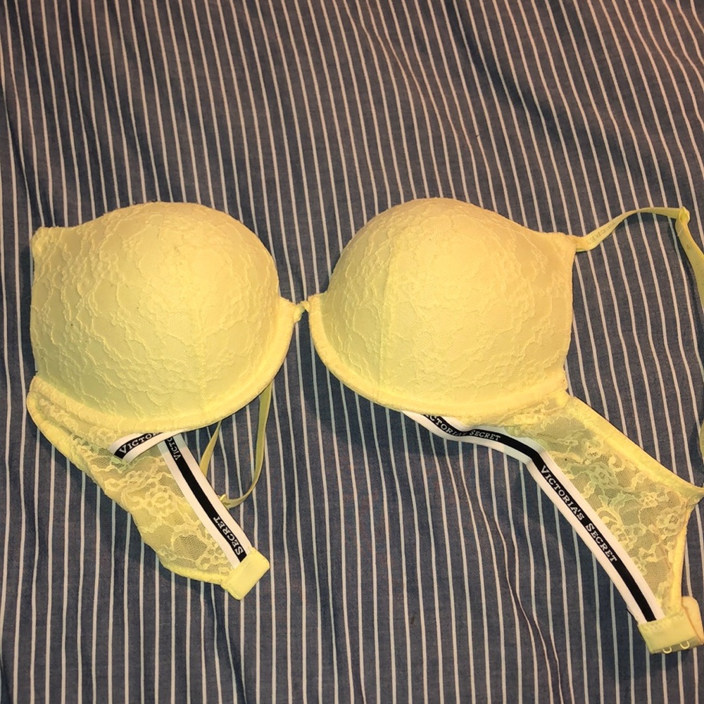 Victoria secret push ups bra 36C